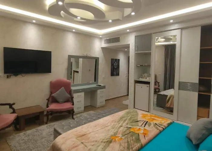 مارينا وادي الدوم ــ إطلالة علي البحر وأجواء عائليه Villa