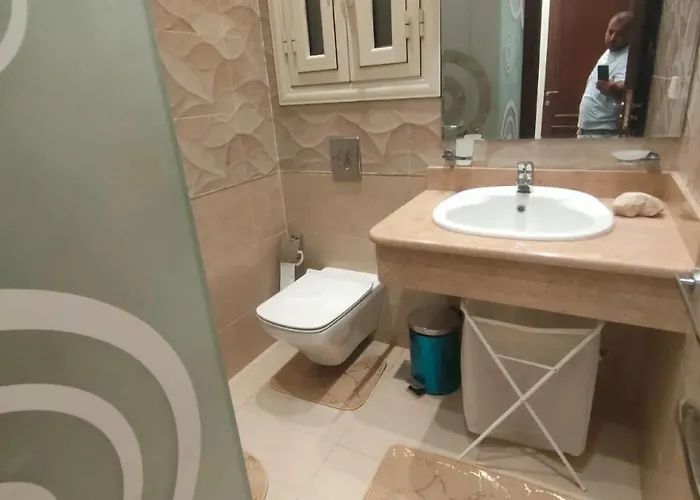مارينا وادي الدوم ــ إطلالة علي البحر وأجواء عائليه Ajn-Szuhna